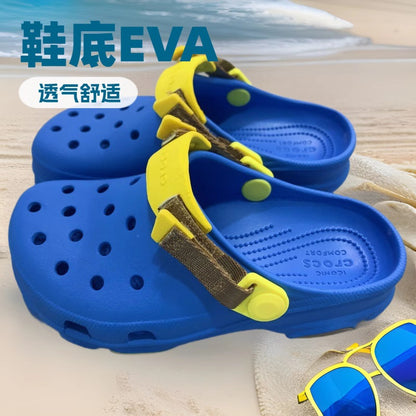 A children's shoes small trin hole shoes popular CROS boys and girls soft-soled outdoor beach non-slip cool slippers
