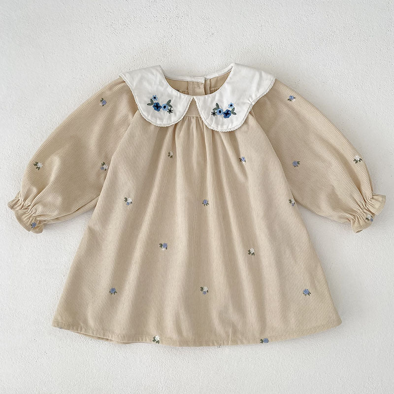 A Children's clothes