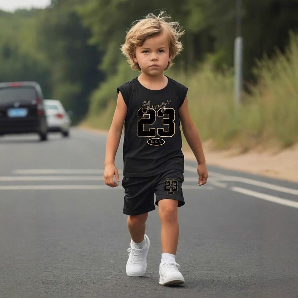 A European, American and foreign trade Amazon summer new hot sale No. 32 printed children's clothing set short-sleeved T-shirt shorts medium and old children