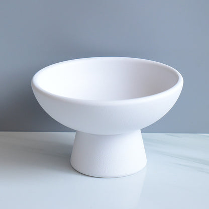 A ceramic flower arrangement utensils, moss ball small pots