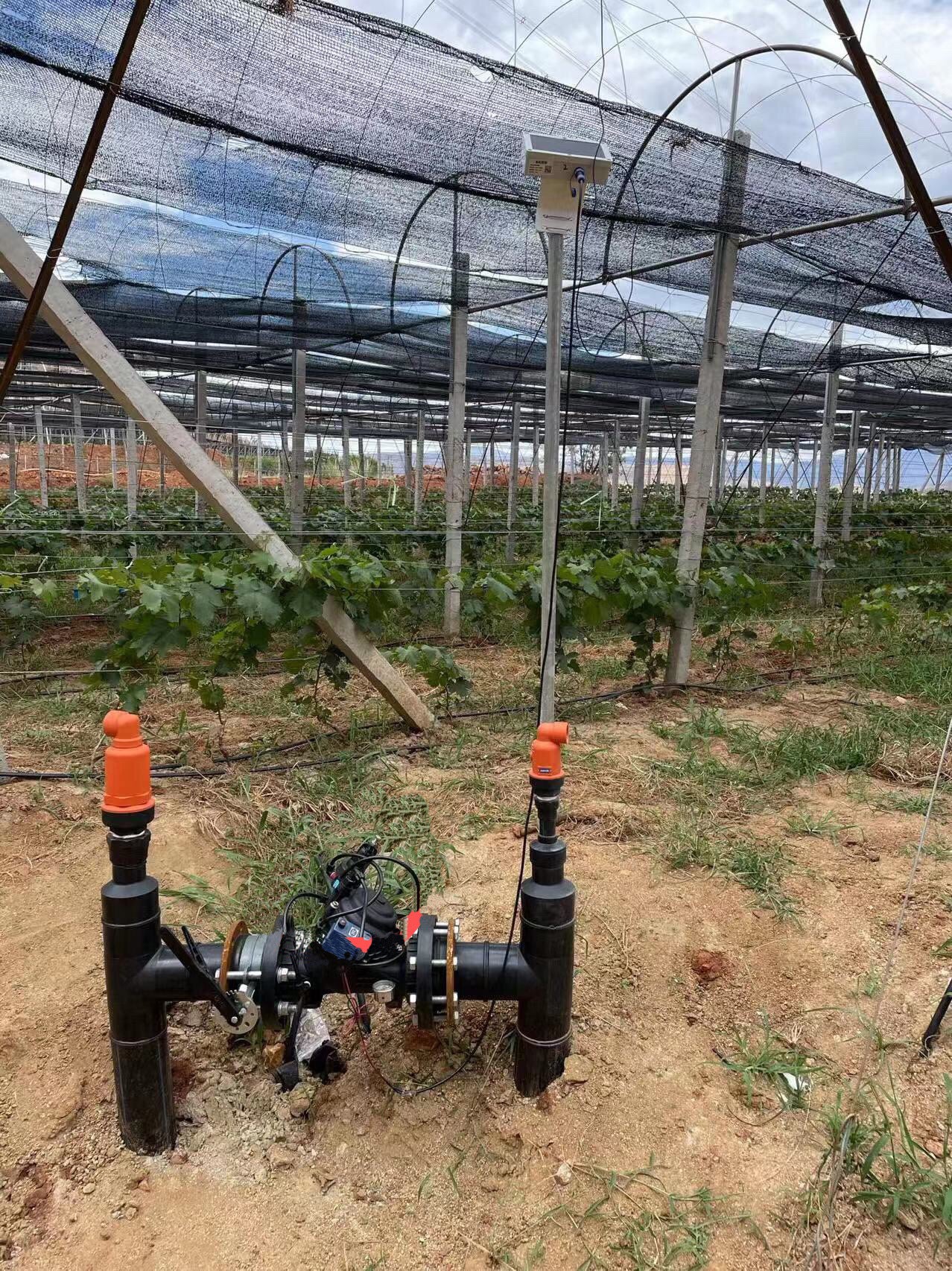 A Irrigation agriculture and forestry landscape intelligent pulse valve, flow adjustable outdoor waterproof valve with manual switch electricity