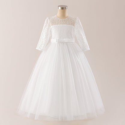 A Children's and teenagers' dress