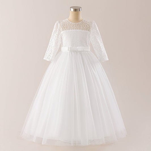 A Children's and teenagers' dress