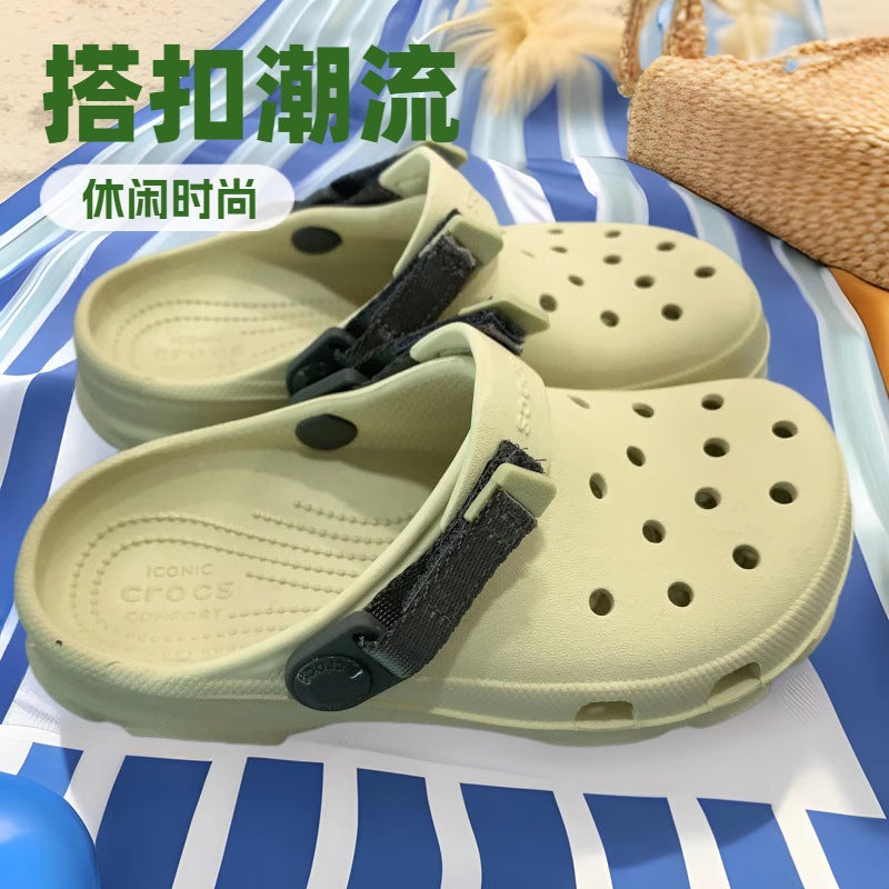 A children's shoes small trin hole shoes popular CROS boys and girls soft-soled outdoor beach non-slip cool slippers