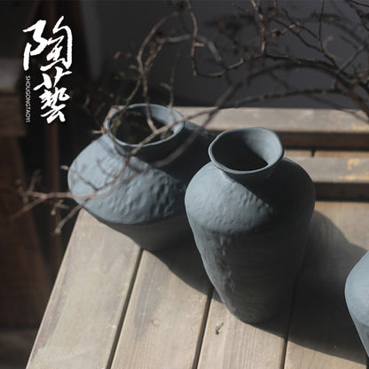 A retro Zen vase ceramic art advanced sense wabi-sabi wind Japanese coarse pottery living room flower arrangement B & B niche ornament