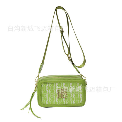 A Europe and the United States new personality letter style color fashion popular letter solid color shoulder messenger bag tide