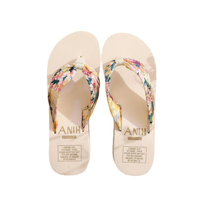 A Internet celebrity new women's cool slippers small height increase non-slip clip foot flip-flop slope bottom student cool summer