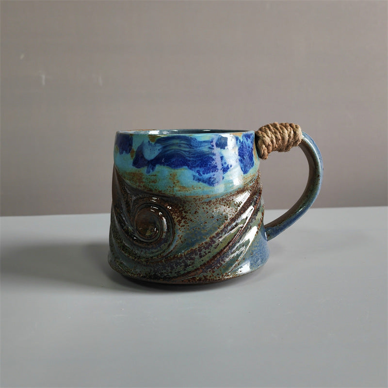 A ceramic cup creative mug