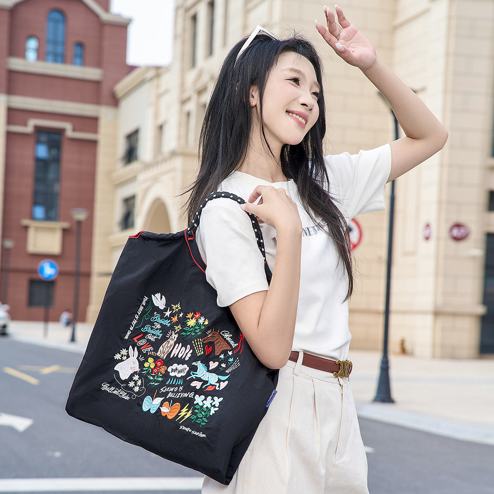 A ball chain bag handbag women's new messenger commuter armpit bag women's shoulder large capacity tote bag