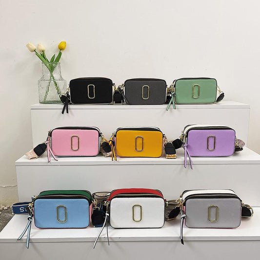 A simple messenger bag
