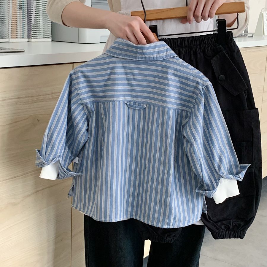 A boy's striped shirt - Mixbatch