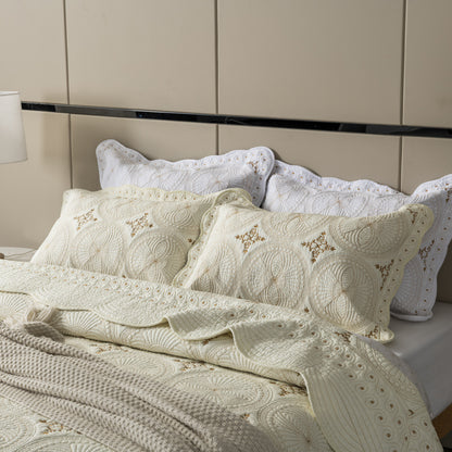 ملاءة سرير مكونة من ثلاث قطع 