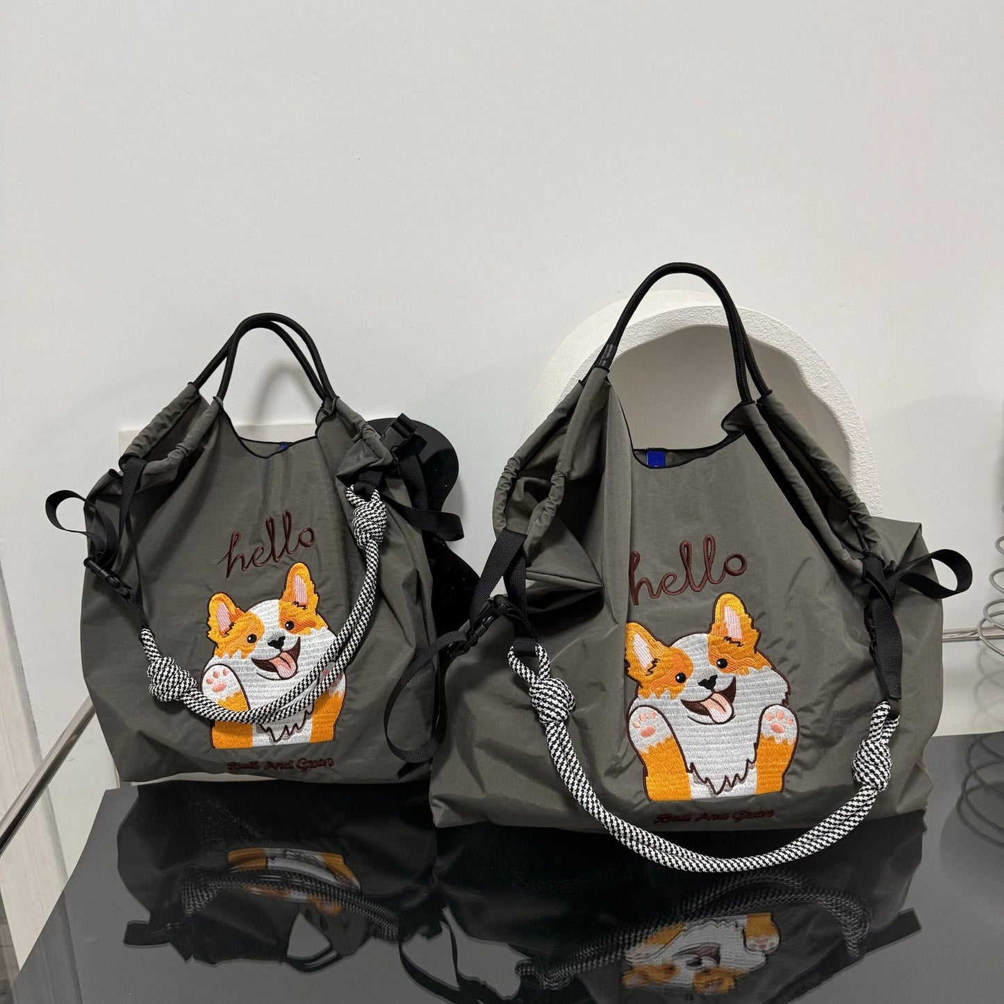 A ball chain bag handbag women's new messenger commuter armpit bag women's shoulder large capacity tote bag