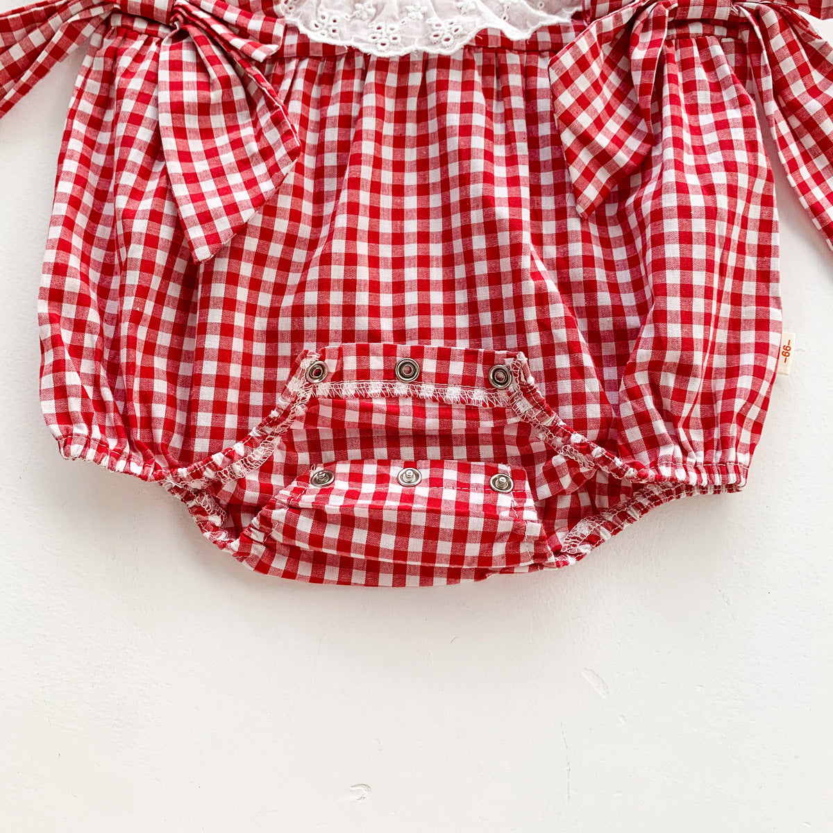 A newborn clothes summer thin girls sleeveless jumpsuit baby Korean version of red plaid triangle bag fart climbing clothes - Mixbatch
