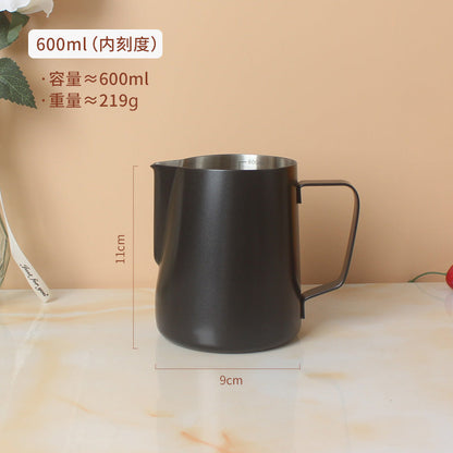 A 304 stainless steel pointed mouth latte cup with graduated coffee latte tank milk foam cup 350/600/900ml