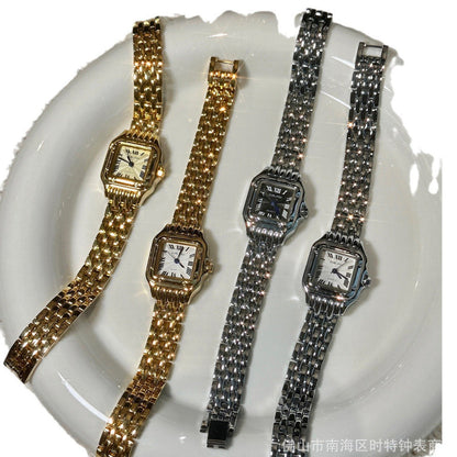 A SUNLIFEX medieval small square chain watch women's fashion niche Roman scale literary light luxury quartz watch