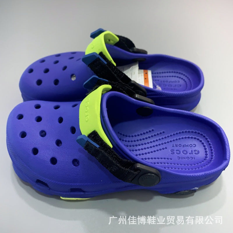 A children's shoes small trin hole shoes popular CROS boys and girls soft-soled outdoor beach non-slip cool slippers