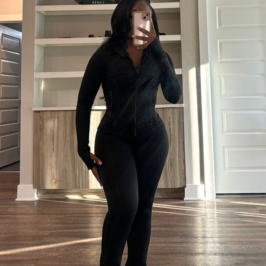 A Sports Long Sleeve Suit