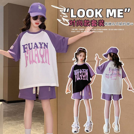 A girls Korean version suit wholesale summer new middle and older children's letter short-sleeved girls casual shorts fashion two-piece set