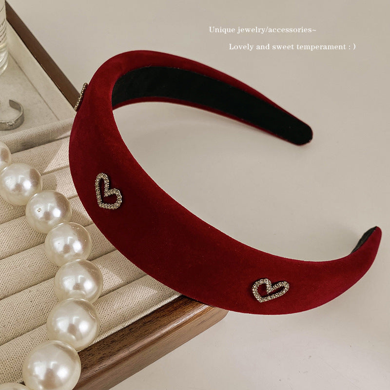 A winter new year retro red velvet headband female Internet celebrity pressure hair wide edge hair accessories high cranium simple temperament headband
