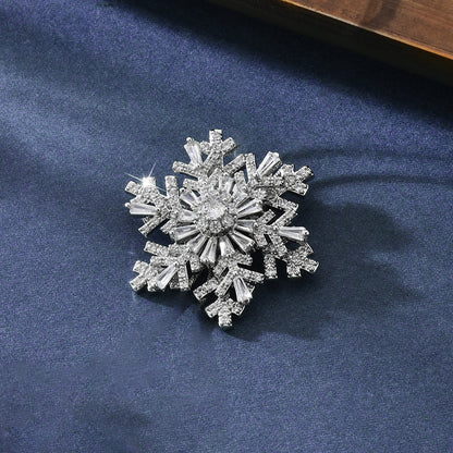 A high-end luxury niche rotating snowflake brooch - Mixbatch