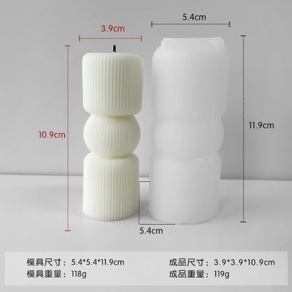 A cylindrical mold