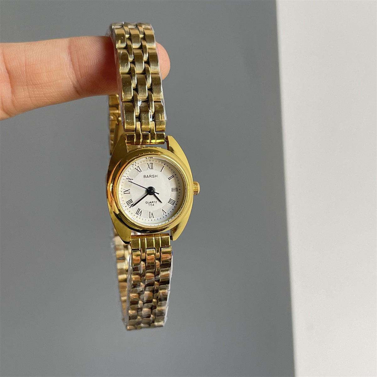 A Ladies Quartz Watch Female Retro Mini Disc Small Luxury Steel Belt