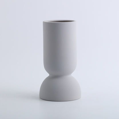 A ceramic vase decorative ornament