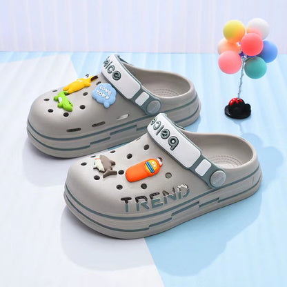 A non-slip children's slippers summer boys and girls cool slippers girls children baby hole shoes
