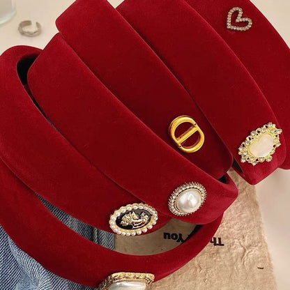 A winter new year retro red velvet headband female Internet celebrity pressure hair wide edge hair accessories high cranium simple temperament headband