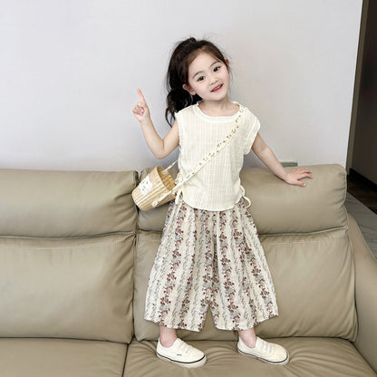 A new girls vest suit summer new women's treasure Korean version foreign style thin children's summer mosquito-proof pants off