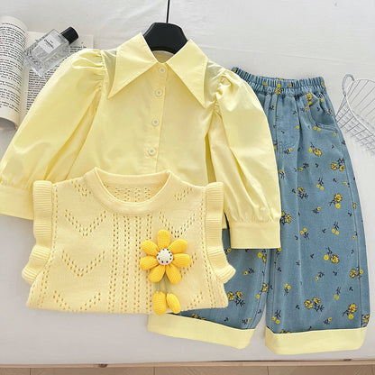A three-piece set of children's jeans