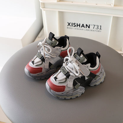 A children's fleece sneakers