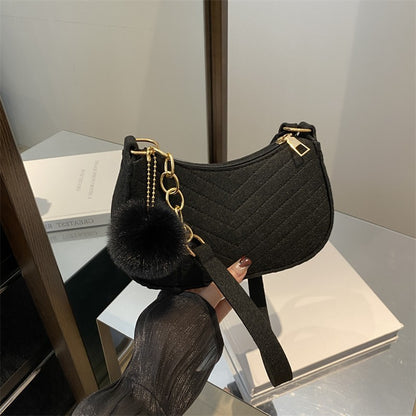 A summer new fresh felt armpit bag indentation fashion single shoulder foreign style small square bag