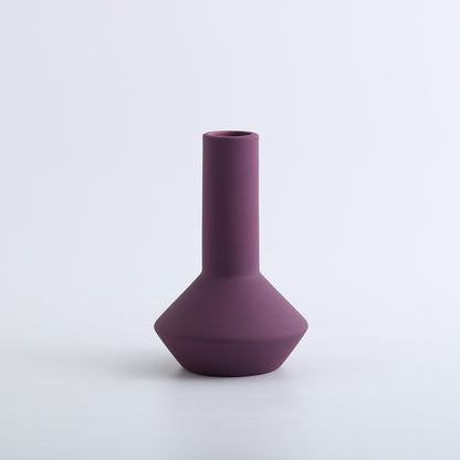 A ceramic vase decorative ornament