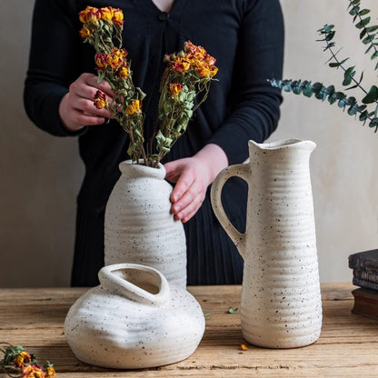 A ceramic ornament creative vase
