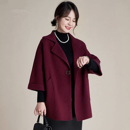 A lady's autumn and winter coat