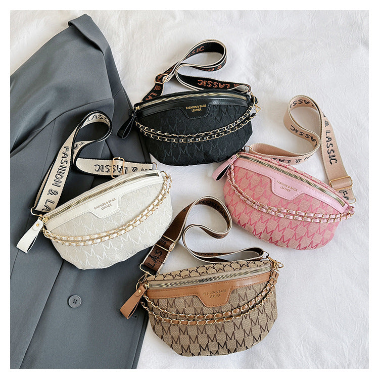 A fashionable Internet celebrity breast bag ins bag