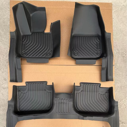 A  car waterproof floor mat
