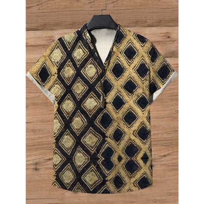 A Printed Short Sleeve V-Neck Shirt