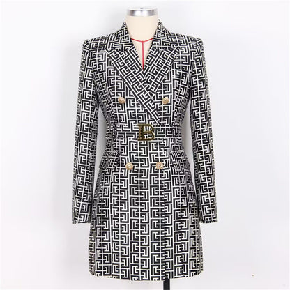 A blazer woman