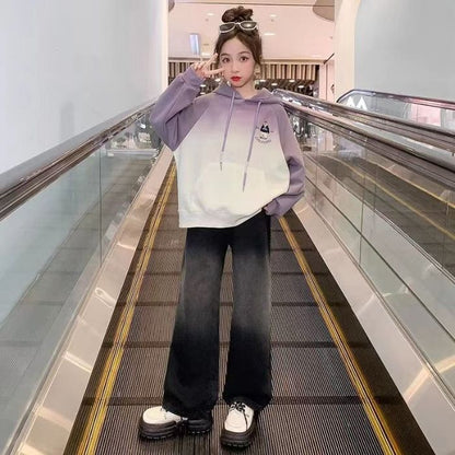 A children's and teenagers' sweater