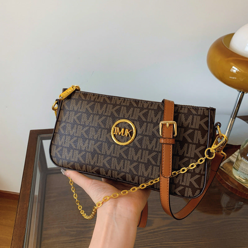 A new fashionable versatile women's bag shoulder messenger bag retro printed chain small square bag women