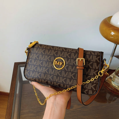 A new fashionable versatile women's bag shoulder messenger bag retro printed chain small square bag women