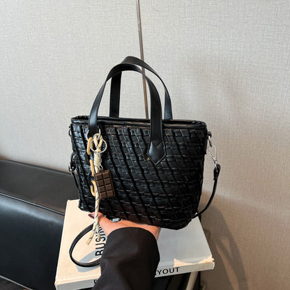 A handbag women's messenger bag