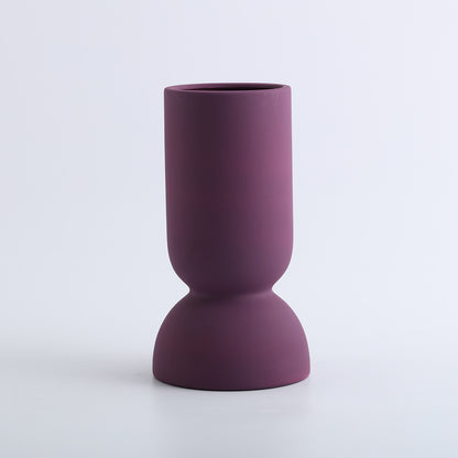 A ceramic vase decorative ornament