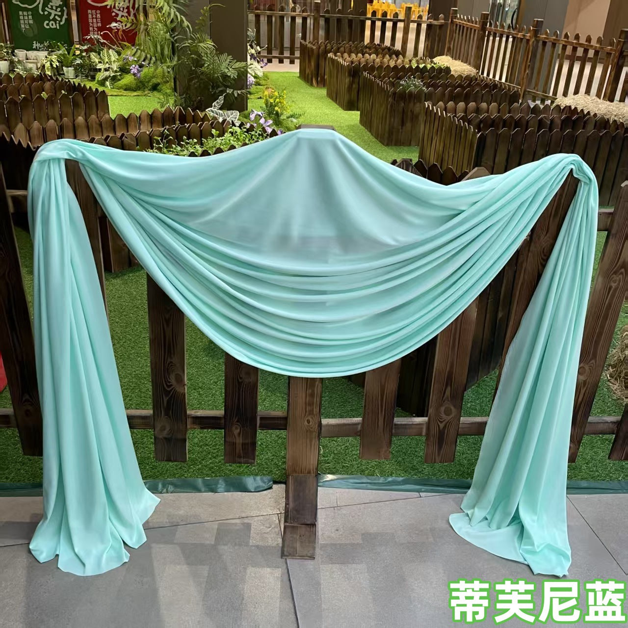 A background cloth