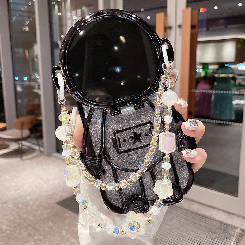A Crossbody chain phone case