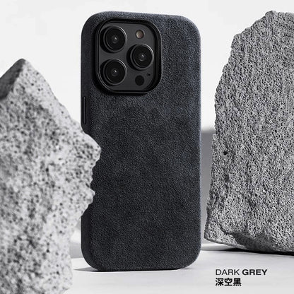 A Applicable to Apple 17promax mobile phone case, high-end flip fur iphone16pro new protective case 15p.