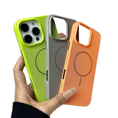 A breathable cooling mobile phone case